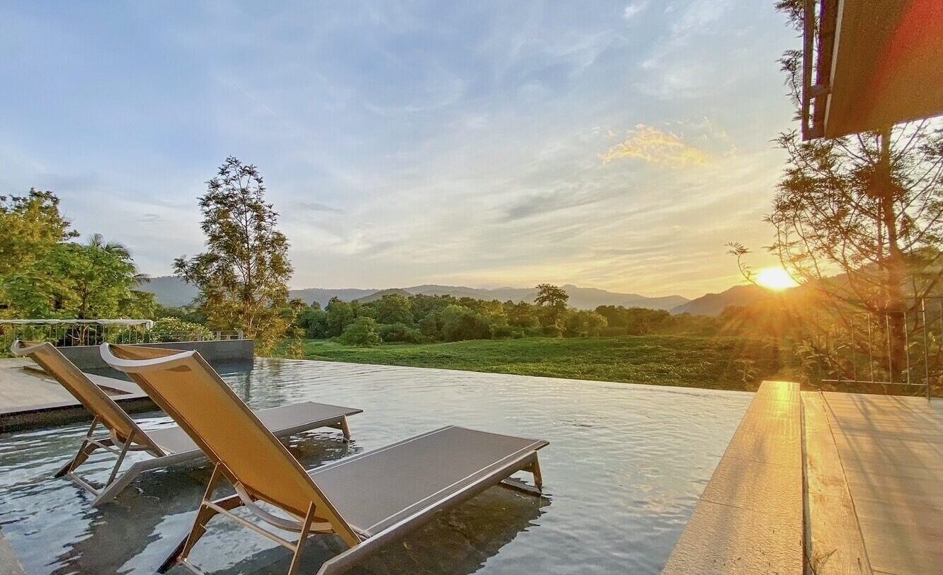 kin poolvilla Khaoyai ที่พักเขาใหญ่ บ้านพักเขาใหญ่ 5ห้องนอน พูลวิลล่าเขาใหญ่ 12 คน